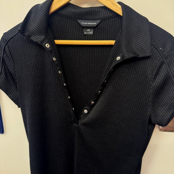 Black Textured Tight Top - V-Neck Size Large - Picture 1 of 3